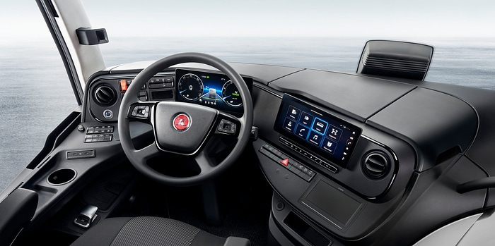 Daimler Buses modernisiert sein Reisebusportfolio