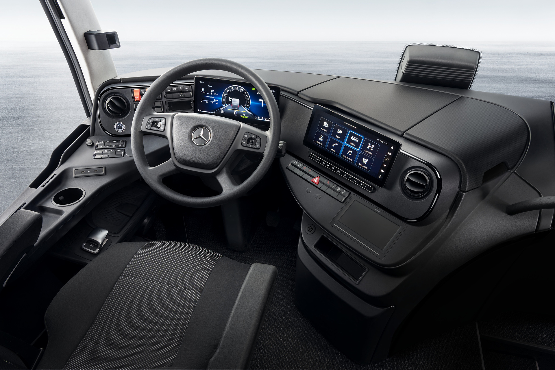 Daimler Buses modernisiert sein Reisebusportfolio