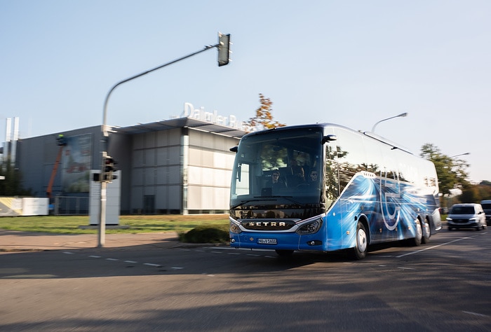 Daimler Buses and Partners Reach Important Milestone on the Road to the Electric Coach