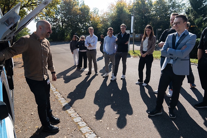 Daimler Buses and Partners Reach Important Milestone on the Road to the Electric Coach