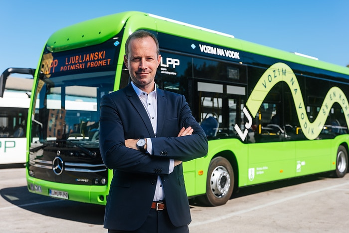 Ljubljana setzt auf Batterie und Wasserstoff: 35 Mercedes-Benz eCitaro für CO2-freien Nahverkehr im Einsatz