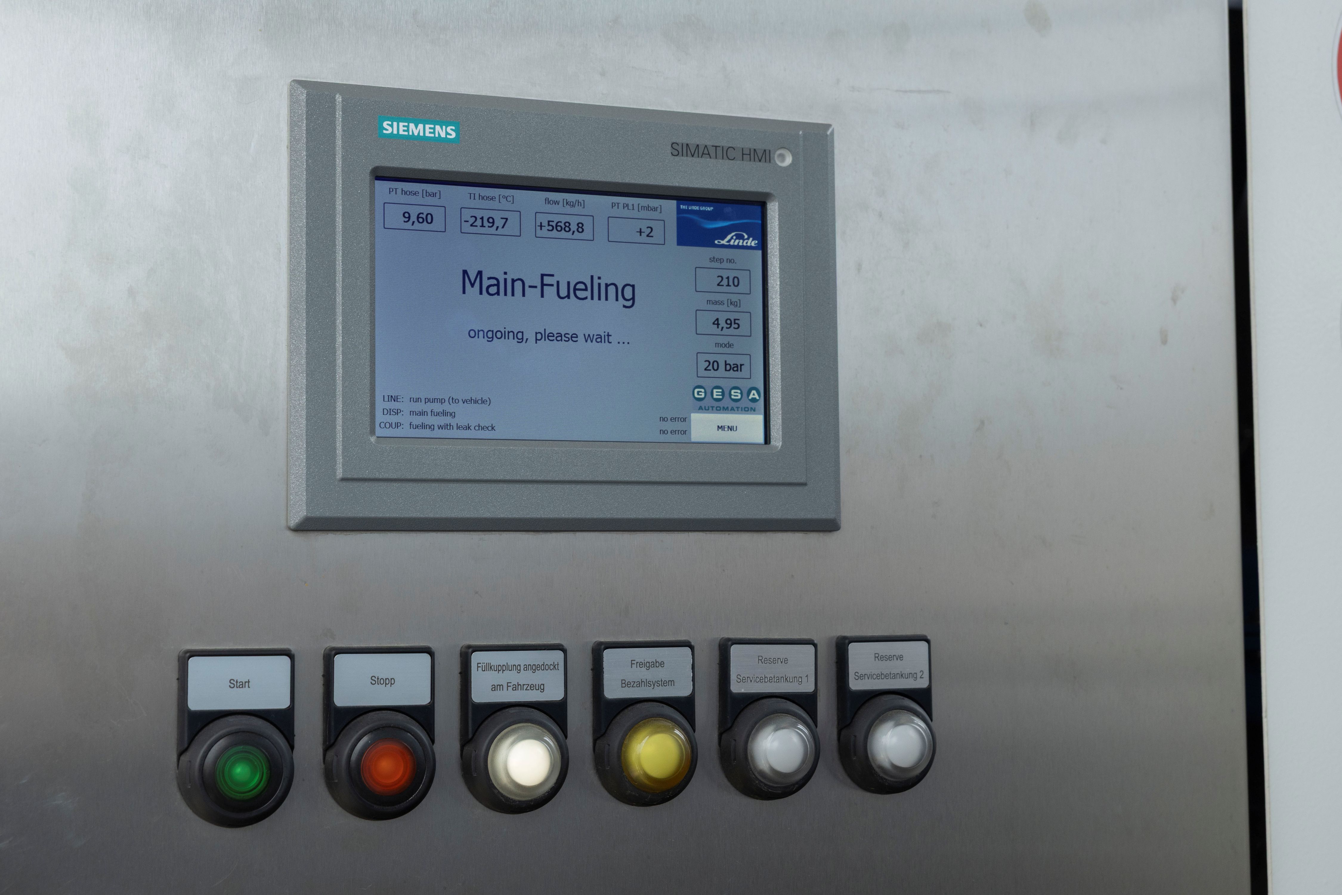 Anzeige an einer Wasserstoff-Tankstelle